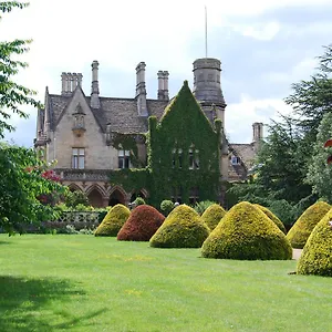 Hotel Manor By The Lake, Cheltenham